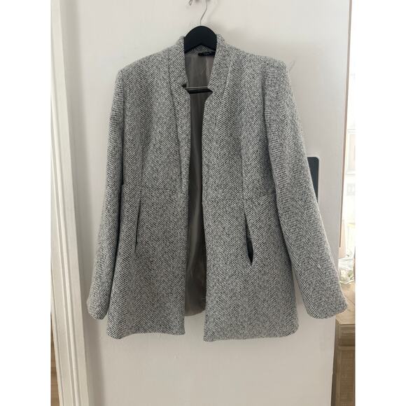 VICI coat light gray Sz L in mint condition  NWOT - Picture 4 of 8